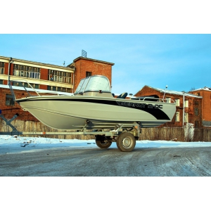 Продаем лодку (катер)   Berkut M-DC