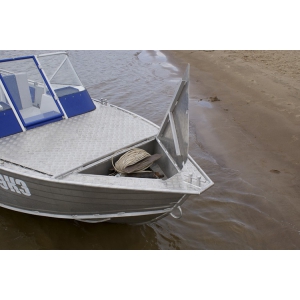 Продаем лодку (катер)  Салют-480 Classic