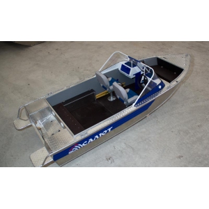 Продаем лодку (катер)  Салют-480М Classic