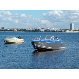 Продаем лодку (катер)  Волжанка 51 Классик